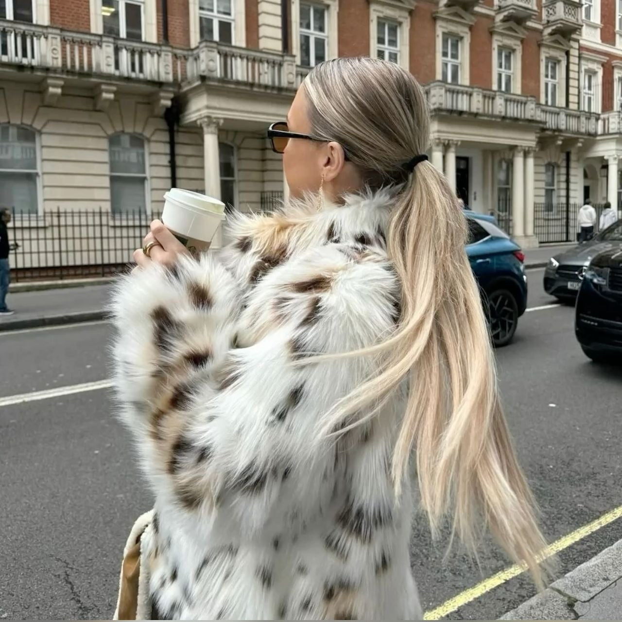 Snow Leopard Faux Fur Coat Women - Luxurious, Stylish & Warm Jacket 2