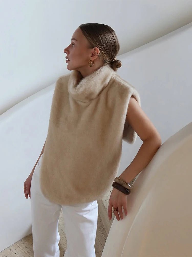 SOERA Rina Faux Fur Turtleneck Vest - Coats & Jackets - Beige