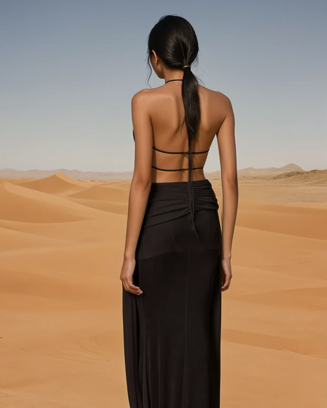 SOERA Elyse Halterneck Backless Maxi Dress - Dresses - Black M