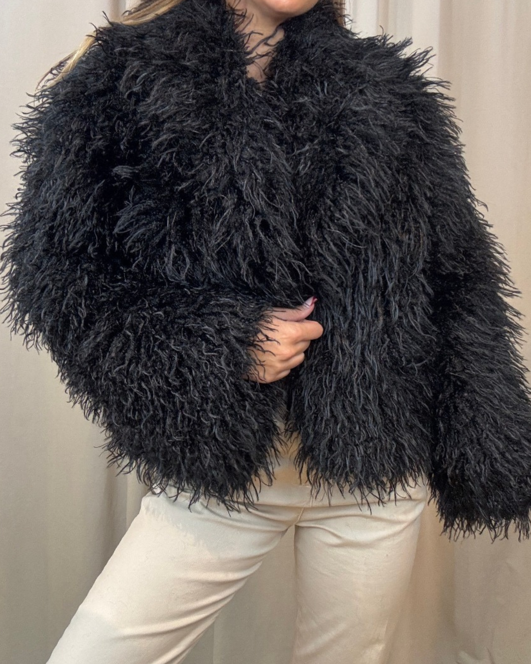 Fuzzy Faux Fur Coat Women - Luxurious Softness & Chic Style for All Occasions 11